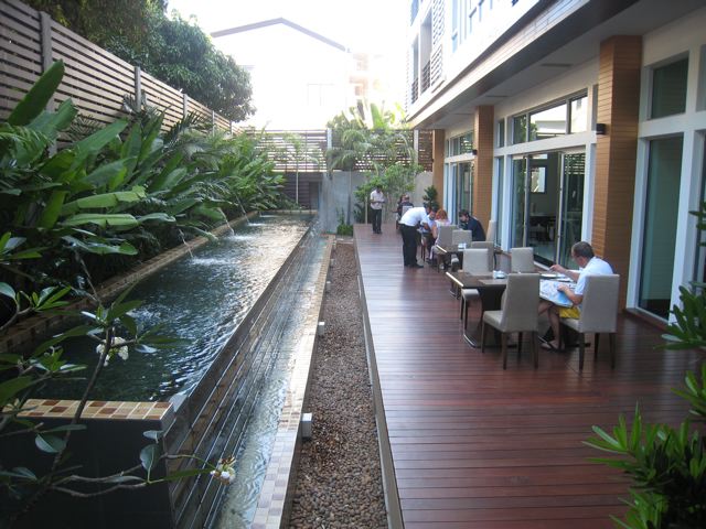 Attached Image: IMG_2068.jpg