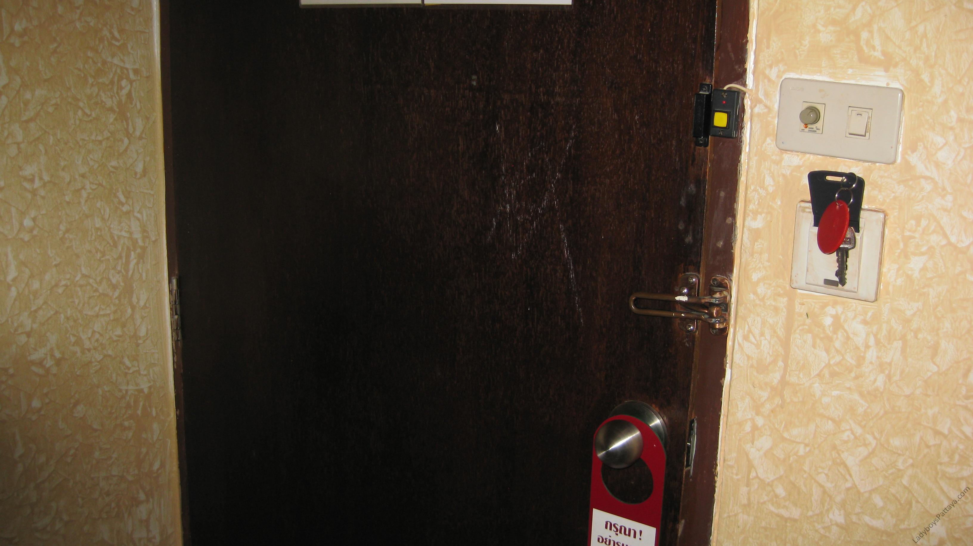 Attached Image: May 2011 Thai 019.JPG