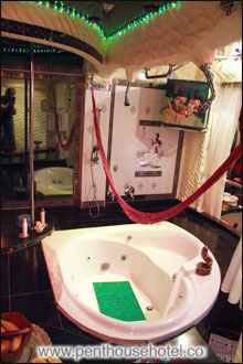 Attached Image: party_patpong_2007_6.jpg