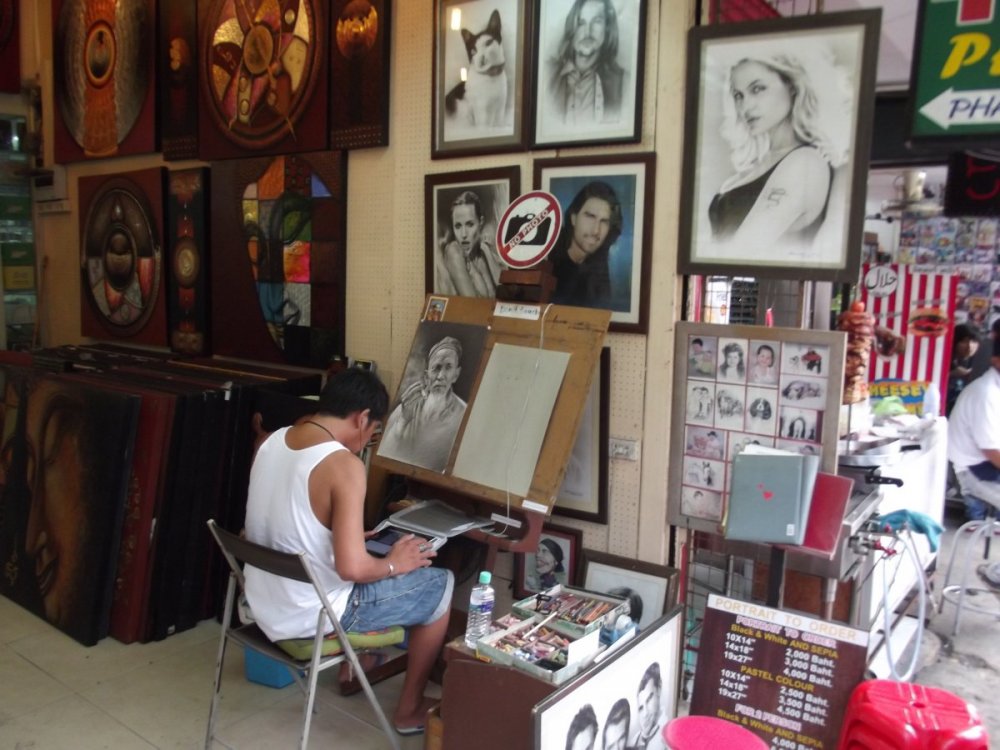 Artist in Patong.jpg