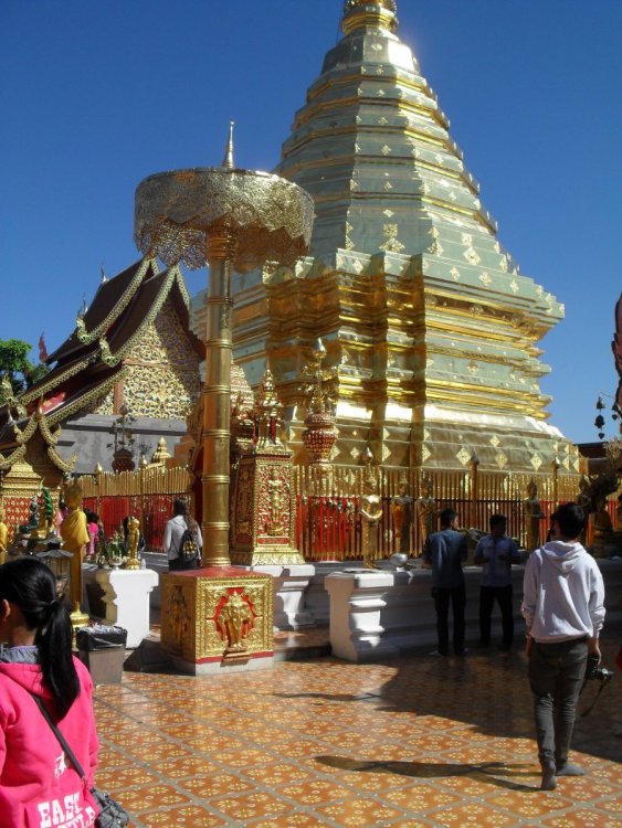 Wat Phrathat Doi Suthep 1.jpg